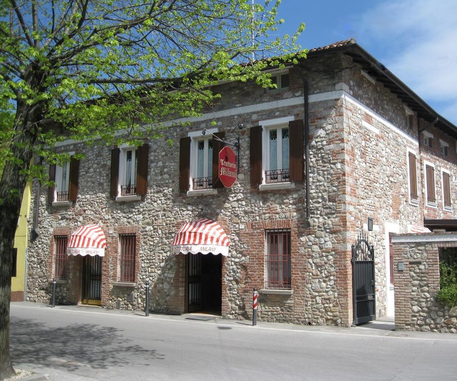 Trattoria Milani Hotel Lonato Exterior photo