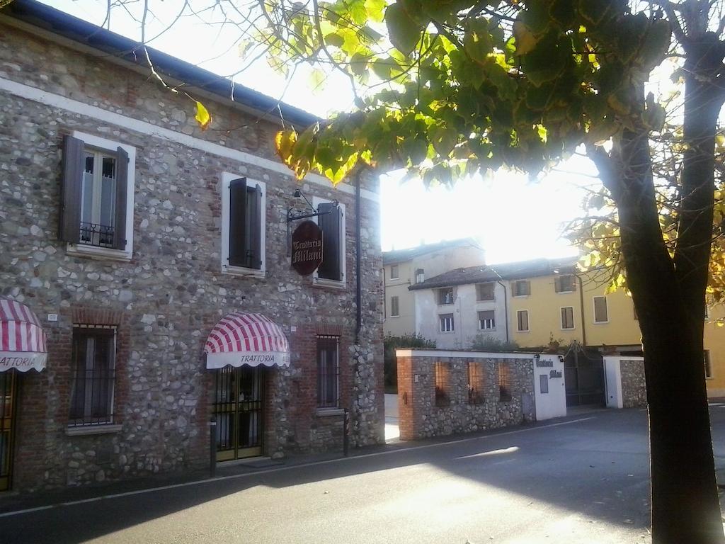 Trattoria Milani Hotel Lonato Exterior photo