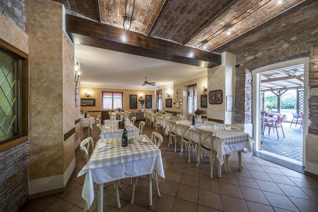 Trattoria Milani Hotel Lonato Exterior photo